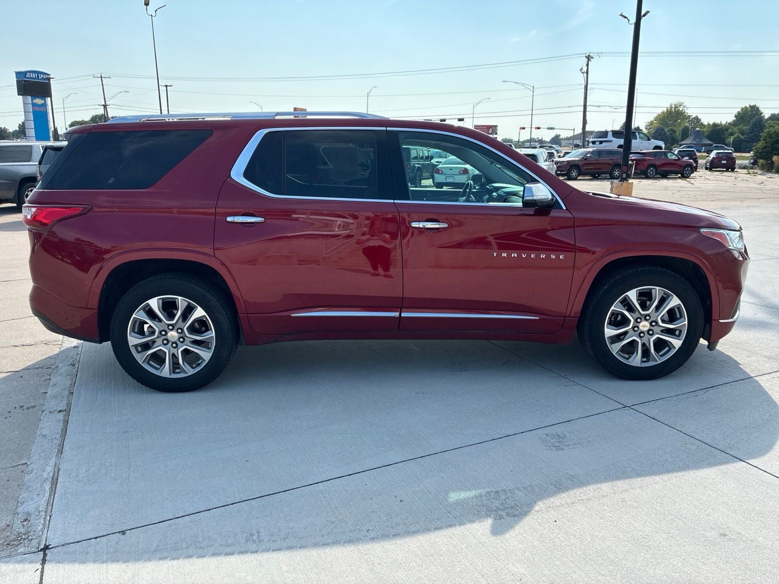 Used 2020 Chevrolet Traverse Premier AWD/4WD image 8