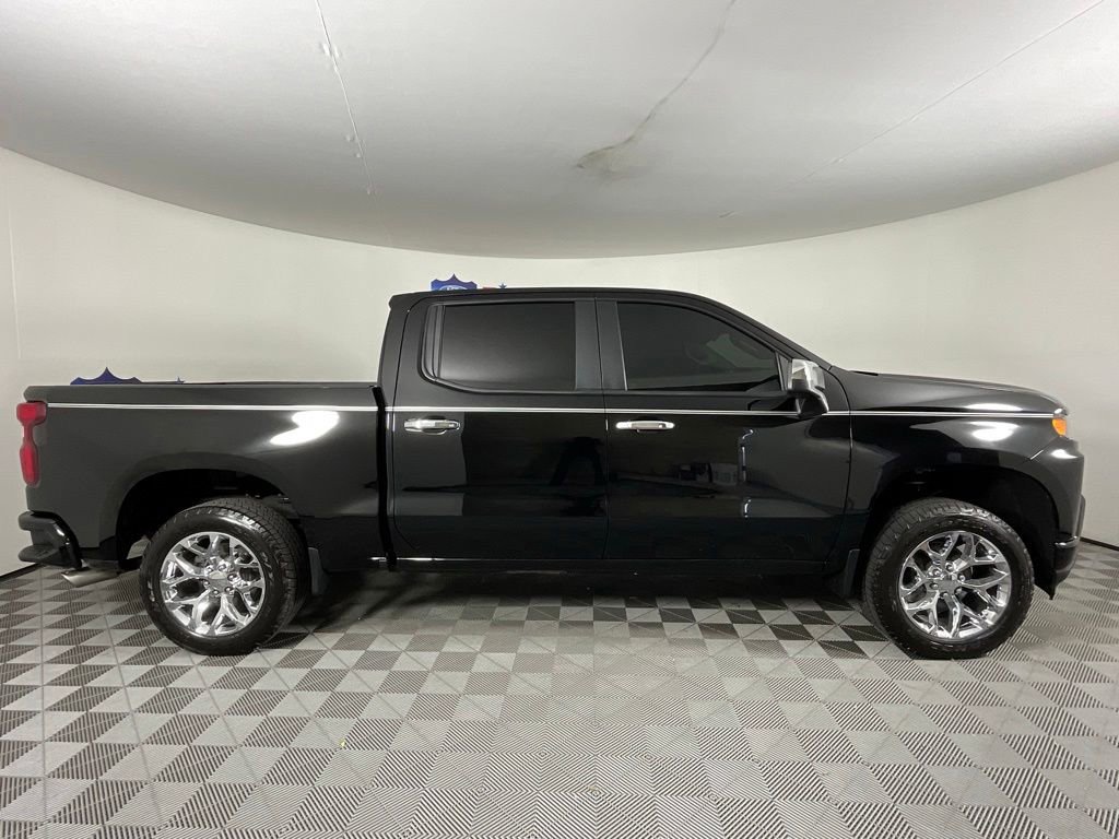 Used 2019 Chevrolet Silverado 1500 Custom w/ Custom Value Package RWD image 2
