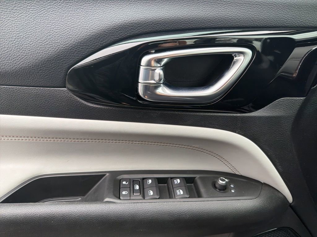 Certified 2022 Jeep Compass Limited image 26