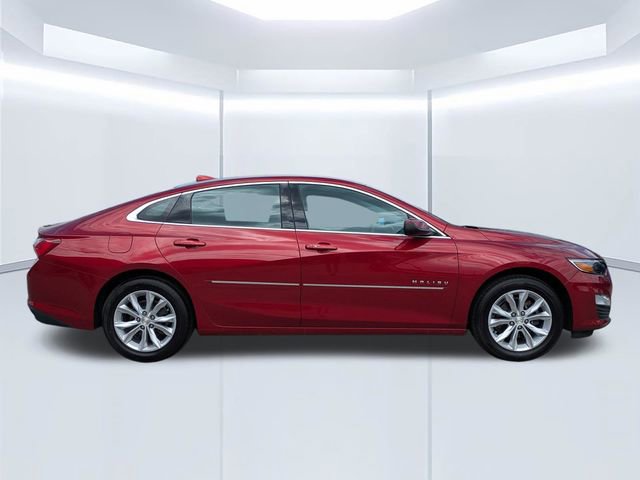 Used 2021 Chevrolet Malibu LT FWD image 3