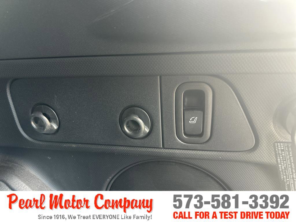 Used 2025 Subaru Forester Touring w/ Popular Package - Touring image 25