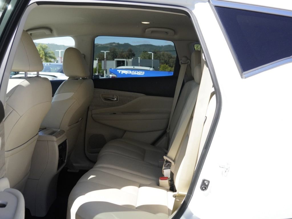 Used 2019 Nissan Murano SL w/ Cargo Package FWD image 16