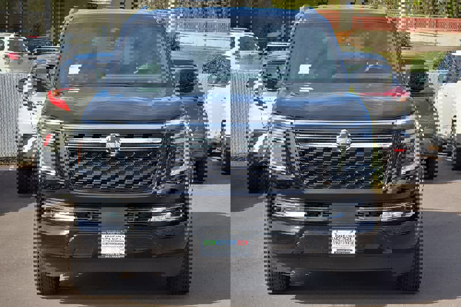 New 2025 Nissan Armada SL w/ Captain's Chari Seat Package image 10