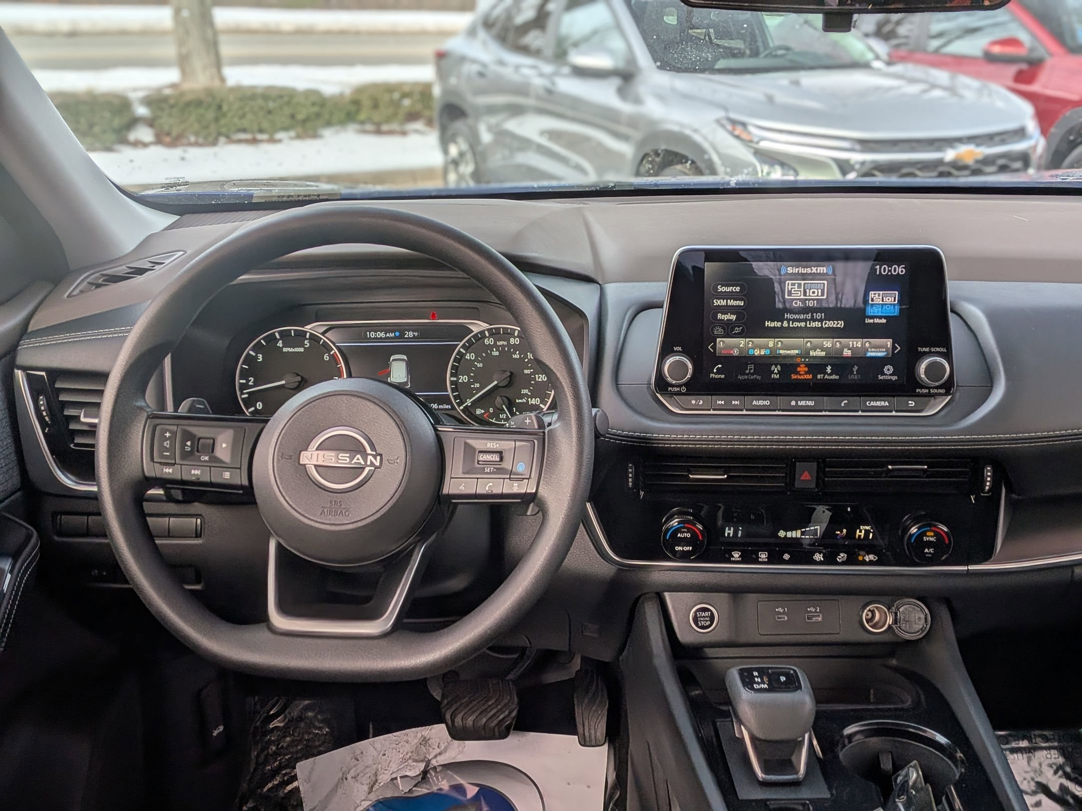 Used 2023 Nissan Rogue SV image 18