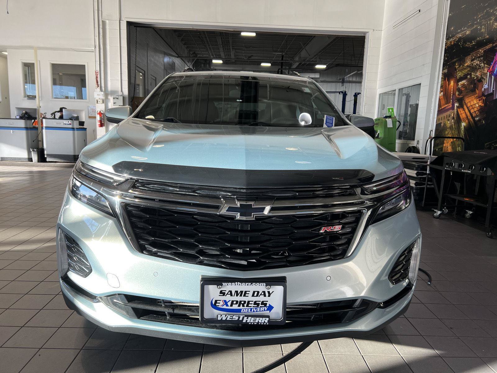 Used 2022 Chevrolet Equinox RS AWD/4WD image 23