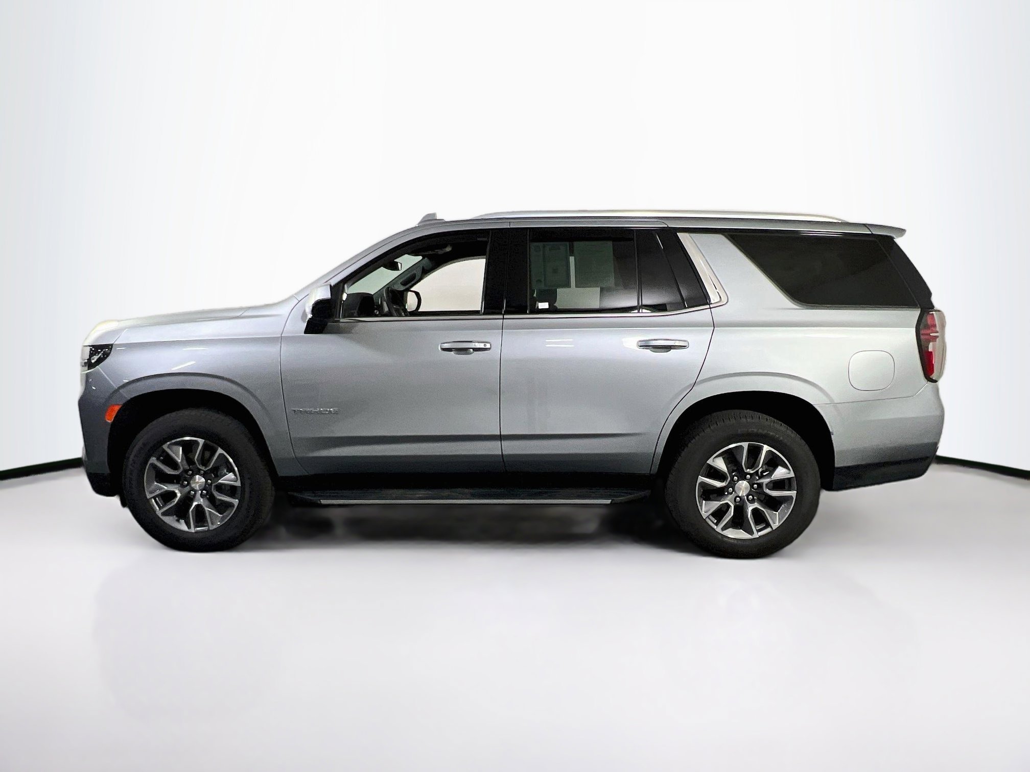 Used 2024 Chevrolet Tahoe LS w/ Driver Alert Package AWD/4WD image 8