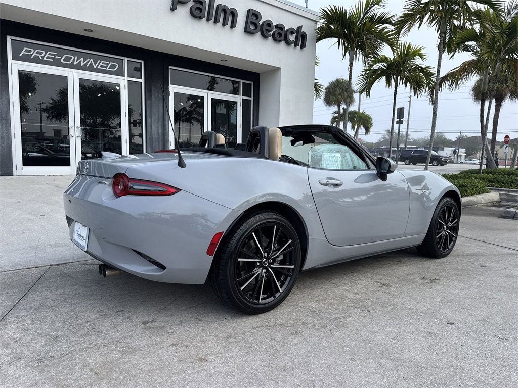 Used 2024 MAZDA MX-5 Miata Grand Touring w/ Weather Package image 25