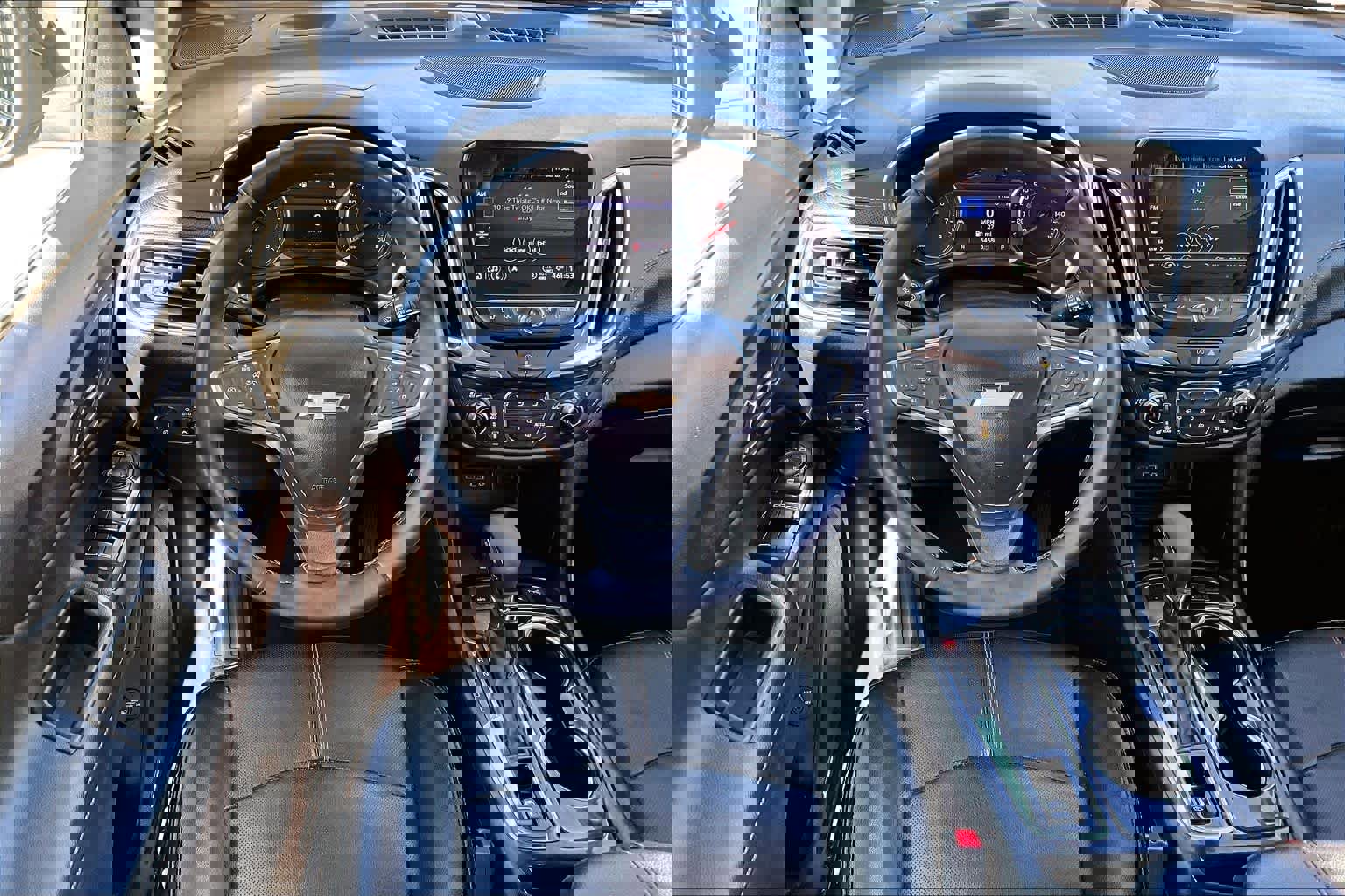 Used 2023 Chevrolet Equinox Premier image 5