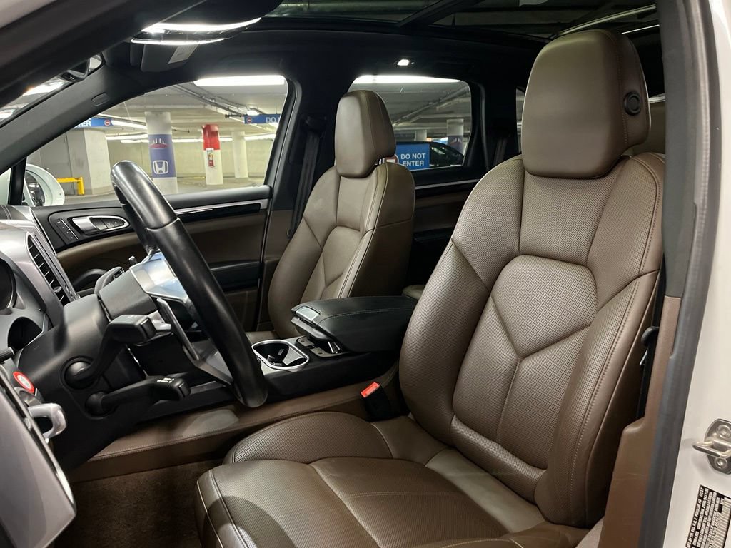 Used 2017 Porsche Cayenne S AWD/4WD image 20
