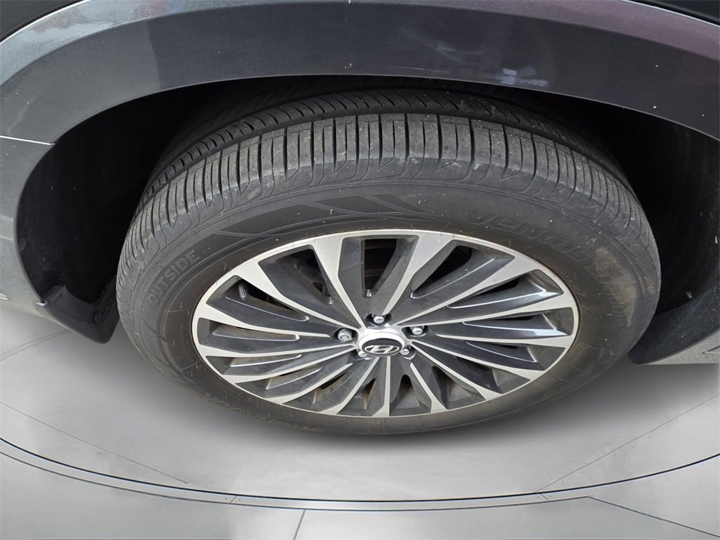 Used 2024 Hyundai Palisade Calligraphy image 6