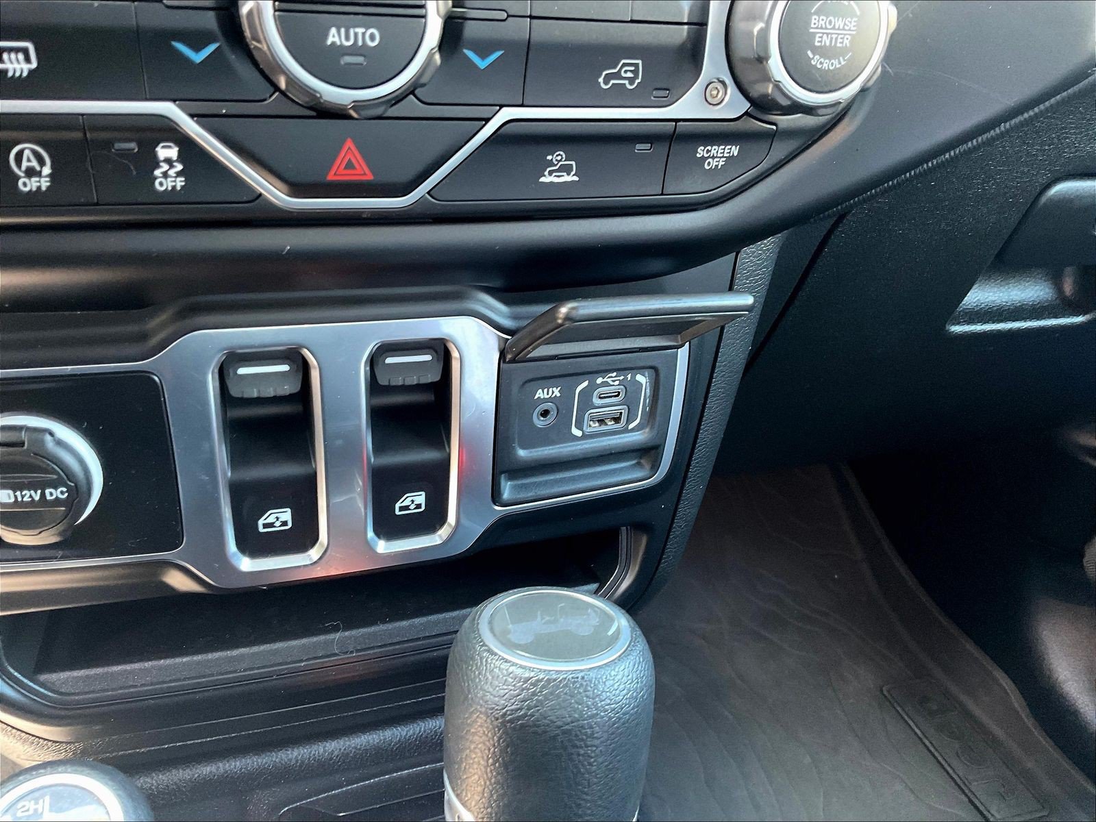 Used 2023 Jeep Wrangler Sport AWD/4WD image 16