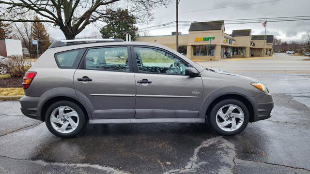 Used 2004 Pontiac Vibe w/ Moon And Tunes Value Package image 5