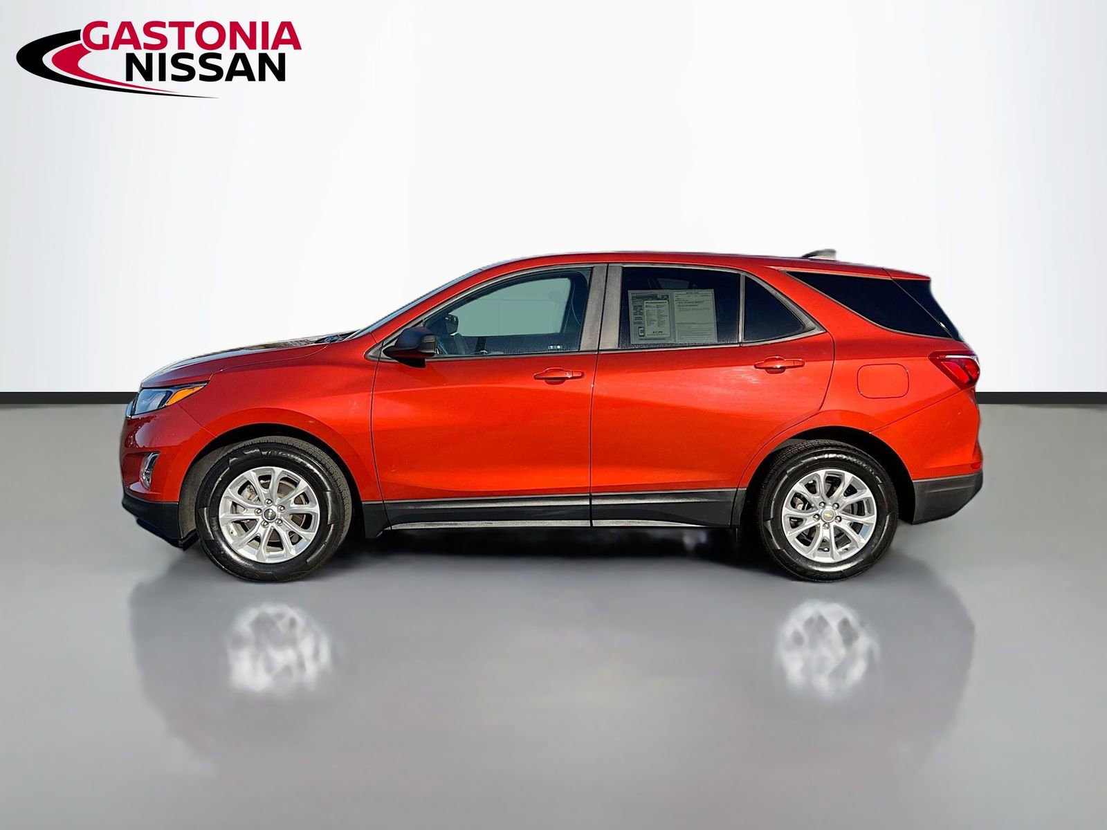 Used 2020 Chevrolet Equinox LS w/ LS Convenience Package image 5