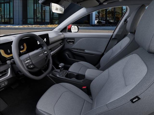 New 2025 Kia K4 LXS image 17