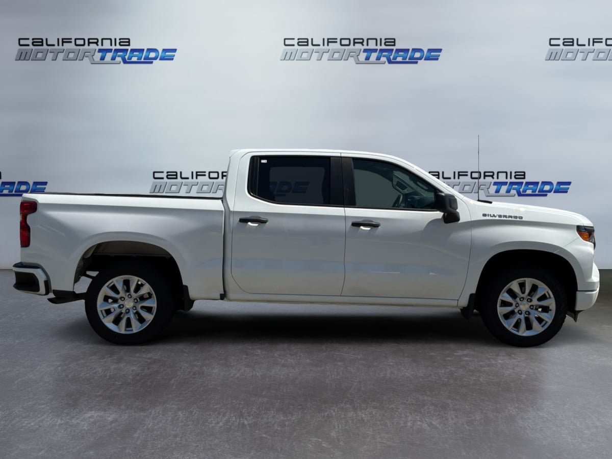 Used 2023 Chevrolet Silverado 1500 Custom RWD image 4