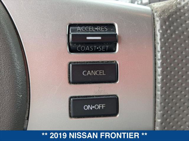 Used 2019 Nissan Frontier SV image 17