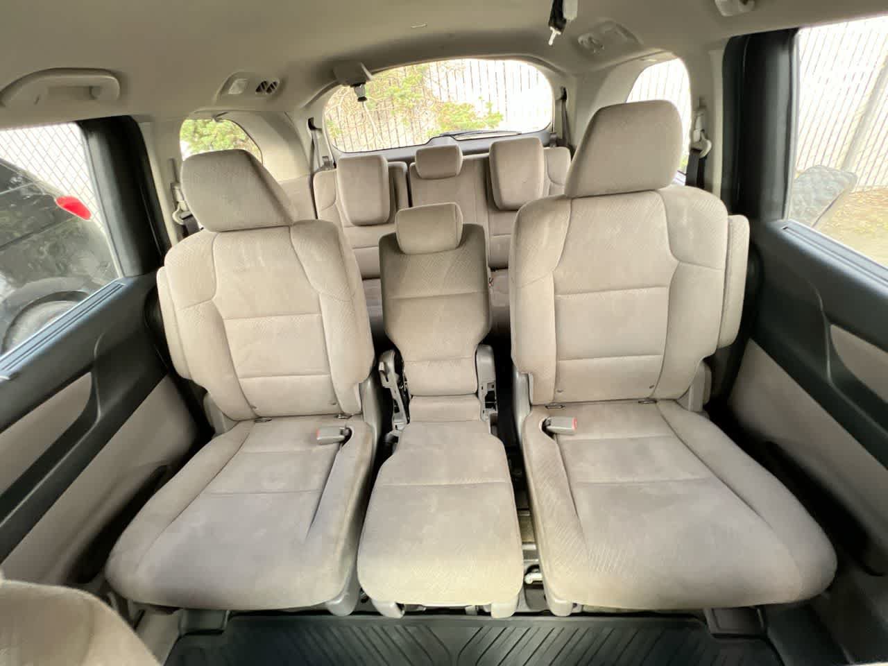 Used 2017 Honda Odyssey SE image 23