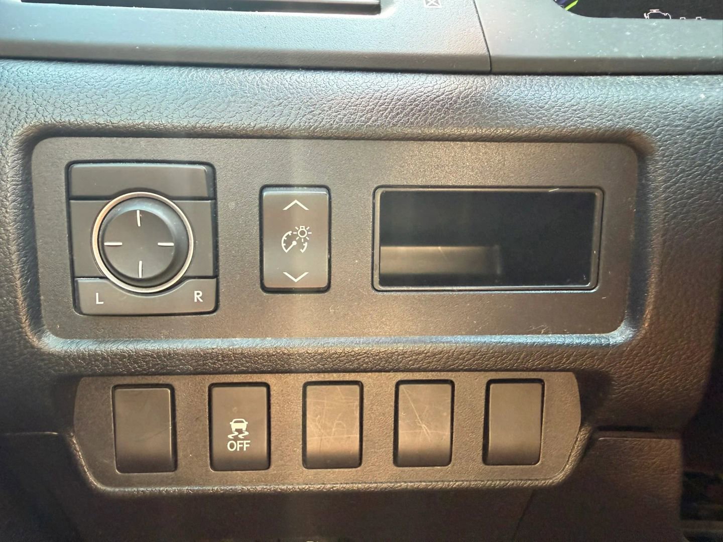 Used 2010 Lexus HS 250h image 28