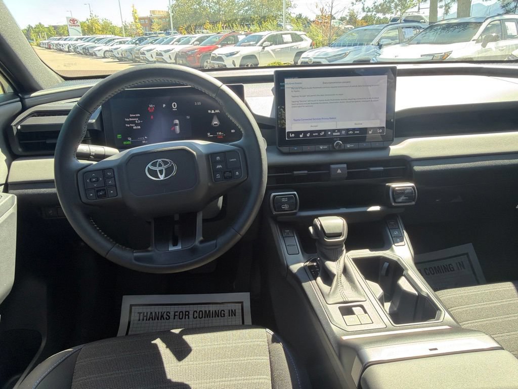 Used 2026 Toyota RAV4 SE w/ Convenience Package AWD/4WD image 22