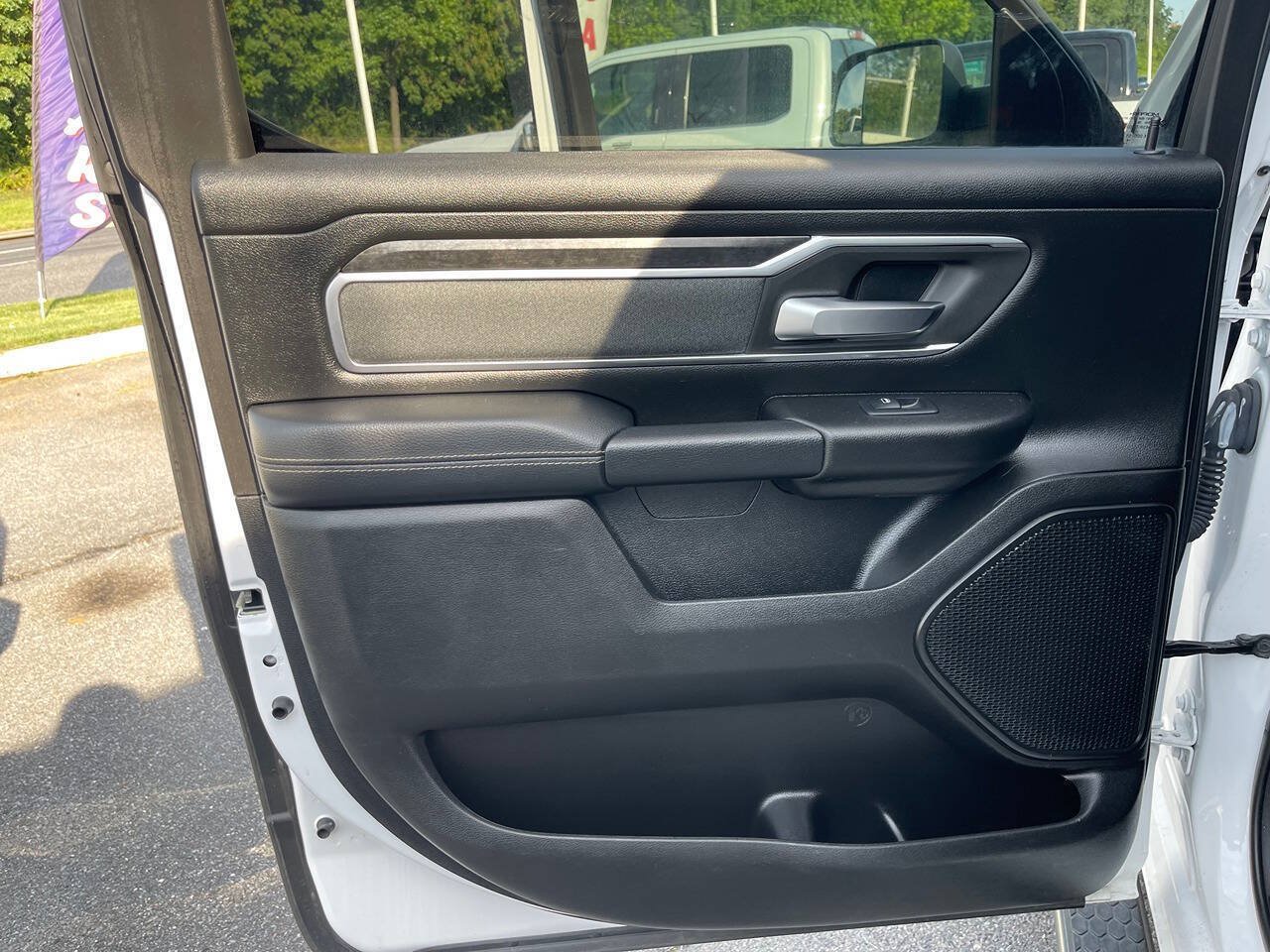 Used 2019 RAM 1500 Big Horn AWD/4WD image 28