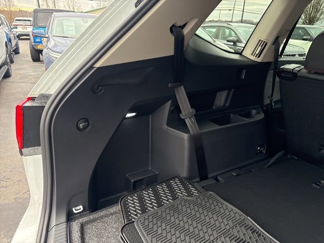 New 2026 Volkswagen Atlas Peak Edition image 52