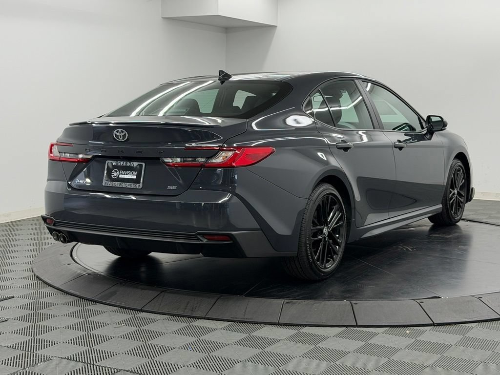 Used 2026 Toyota Camry SE FWD image 10