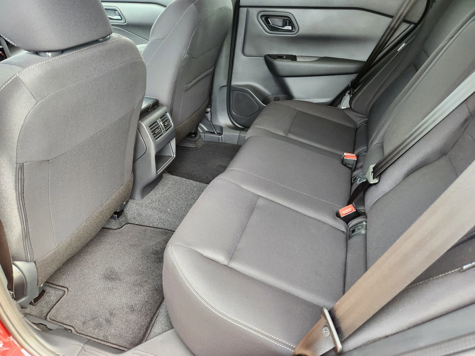 New 2026 Nissan Rogue S image 24