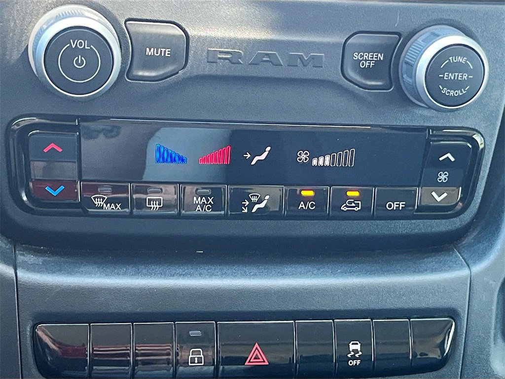 Used 2024 RAM ProMaster 3500 w/ Convenience Group image 15