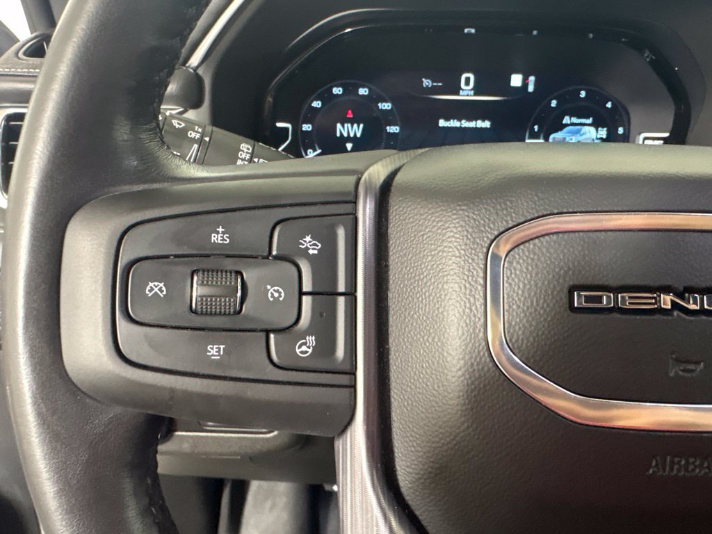 Used 2023 GMC Yukon Denali Ultimate AWD/4WD image 18