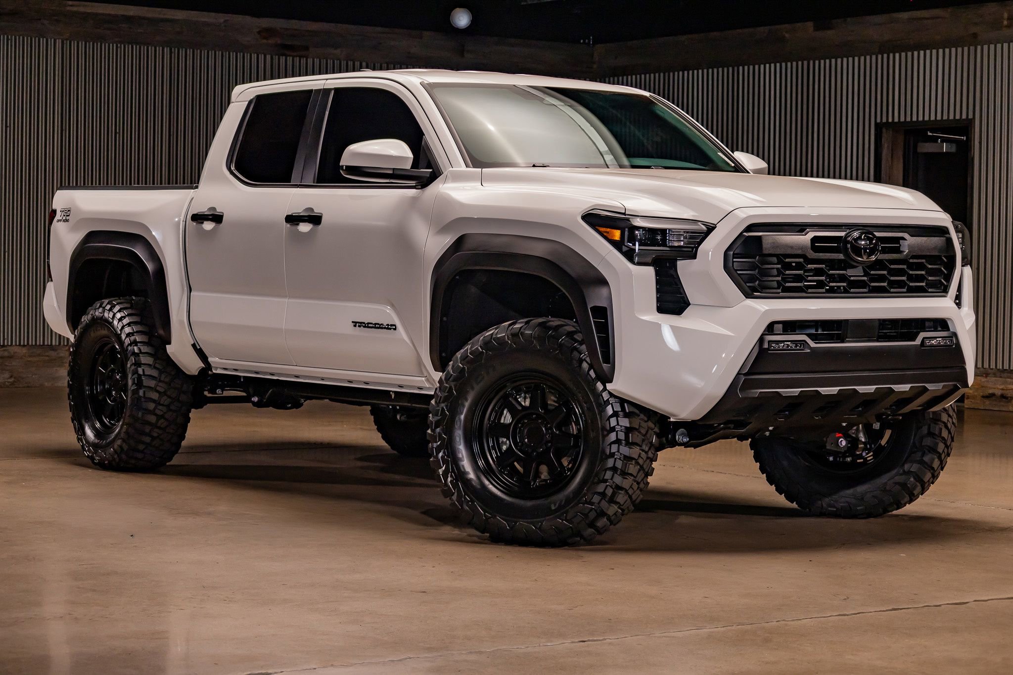 Used 2025 Toyota Tacoma TRD Off-Road video 1