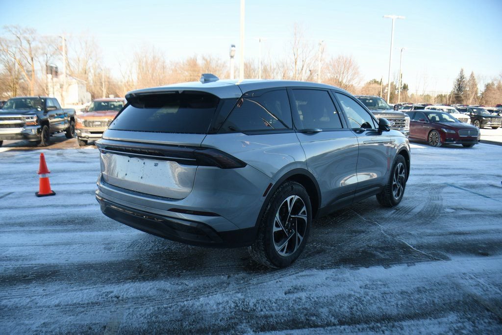 Used 2026 Lincoln Nautilus Premier w/ Equipment Group 102A AWD/4WD image 6
