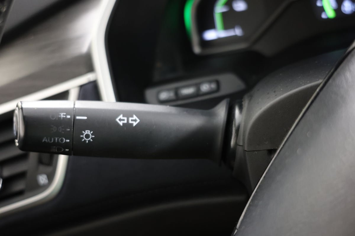 Used 2018 Honda Clarity Touring image 24
