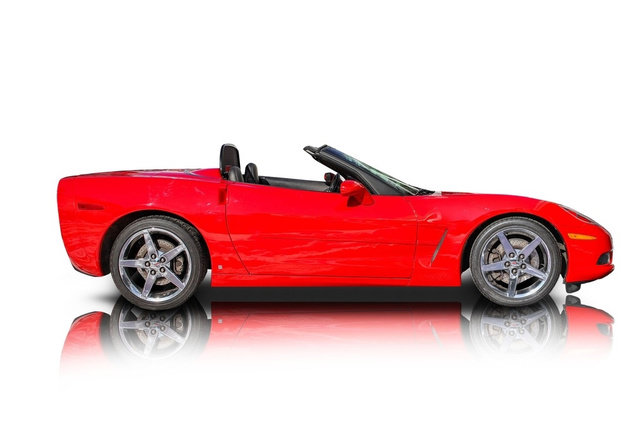 Used 2007 Chevrolet Corvette Convertible w/ Preferred Equipment Group RWD image 2
