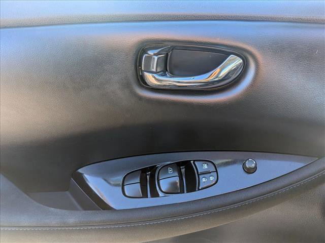 Used 2020 Nissan Leaf SV w/ SV Technology Package image 15
