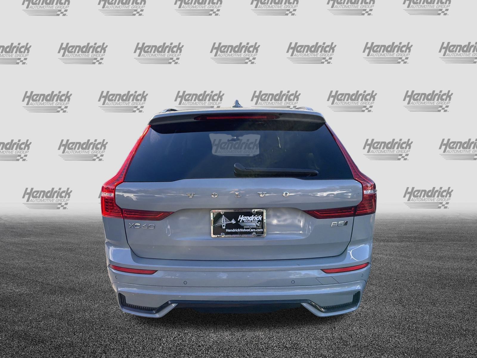 Certified 2025 Volvo XC60 B5 Plus image 9