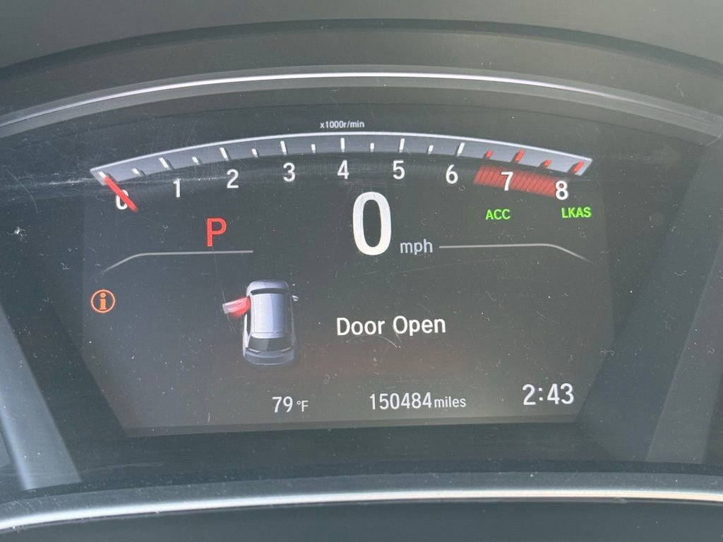 Used 2018 Honda CR-V Touring image 1