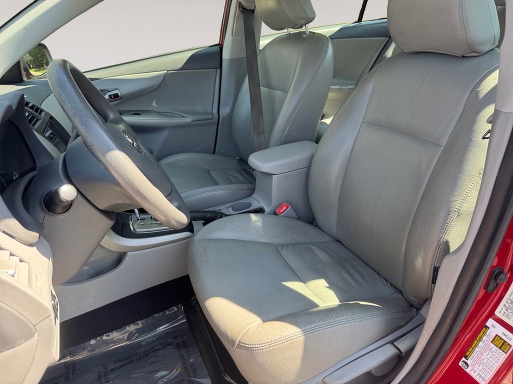 Used 2010 Toyota Corolla LE image 9