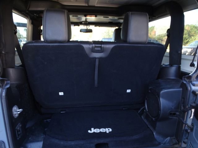 Used 2014 Jeep Wrangler Rubicon image 16