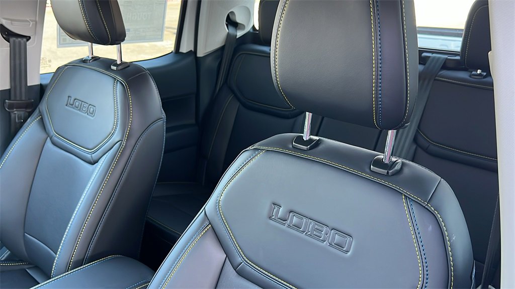 New 2025 Ford Maverick Lobo image 19