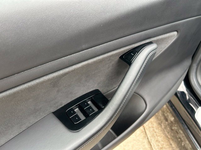 Used 2019 Tesla Model 3 Standard Range Plus RWD image 16
