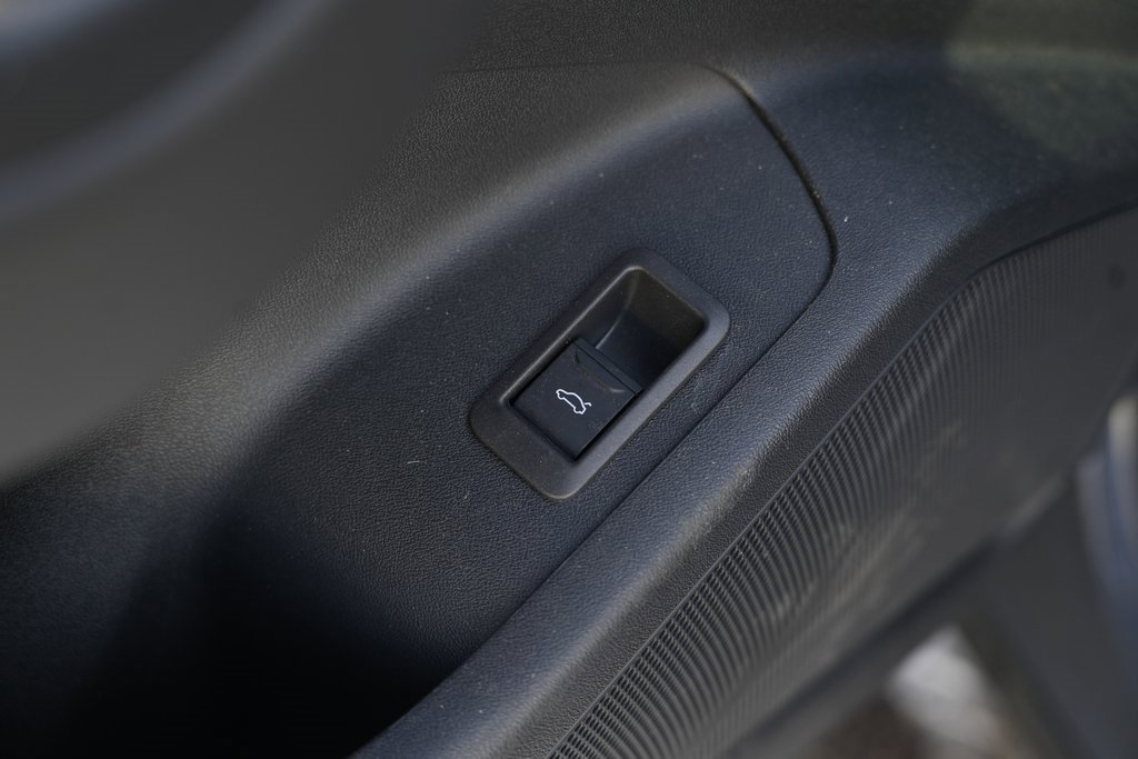 Used 2025 Audi Q6 e-tron Premium Plus w/ Premium Plus image 30