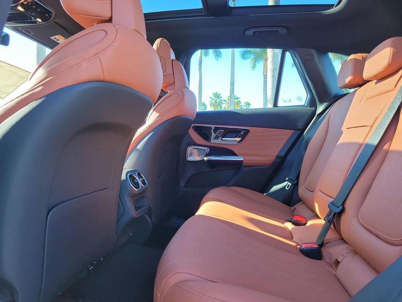 New 2025 Mercedes-Benz GLC 63 AMG S image 11