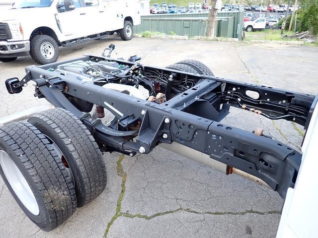 New 2026 Ford F450 XL w/ XL Chrome Package AWD/4WD image 9