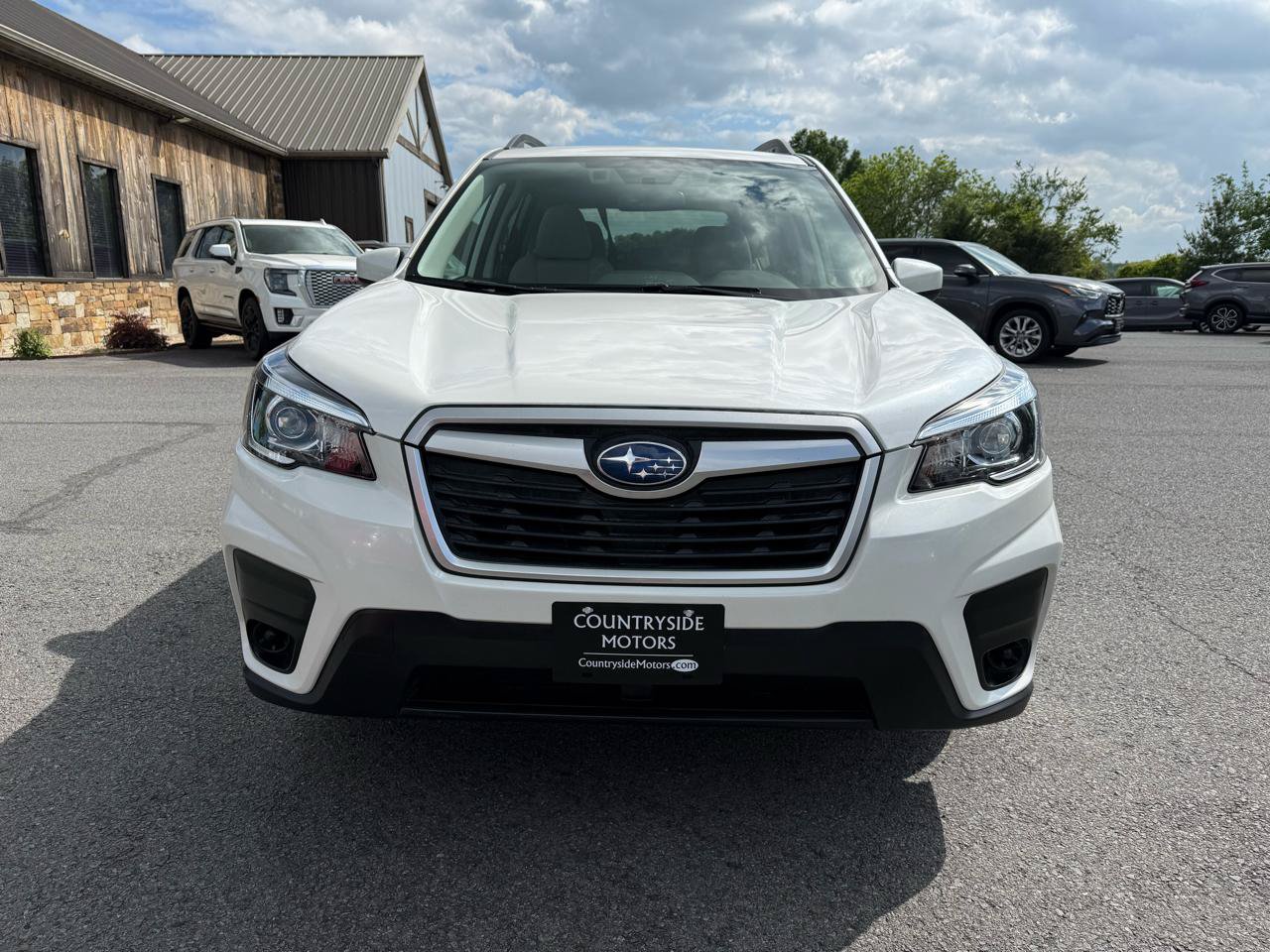 Used 2020 Subaru Forester Premium AWD/4WD image 9