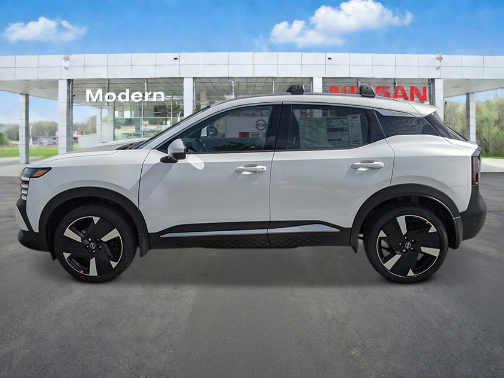 New 2026 Nissan Kicks SR w/ Cold Weather Package image 2