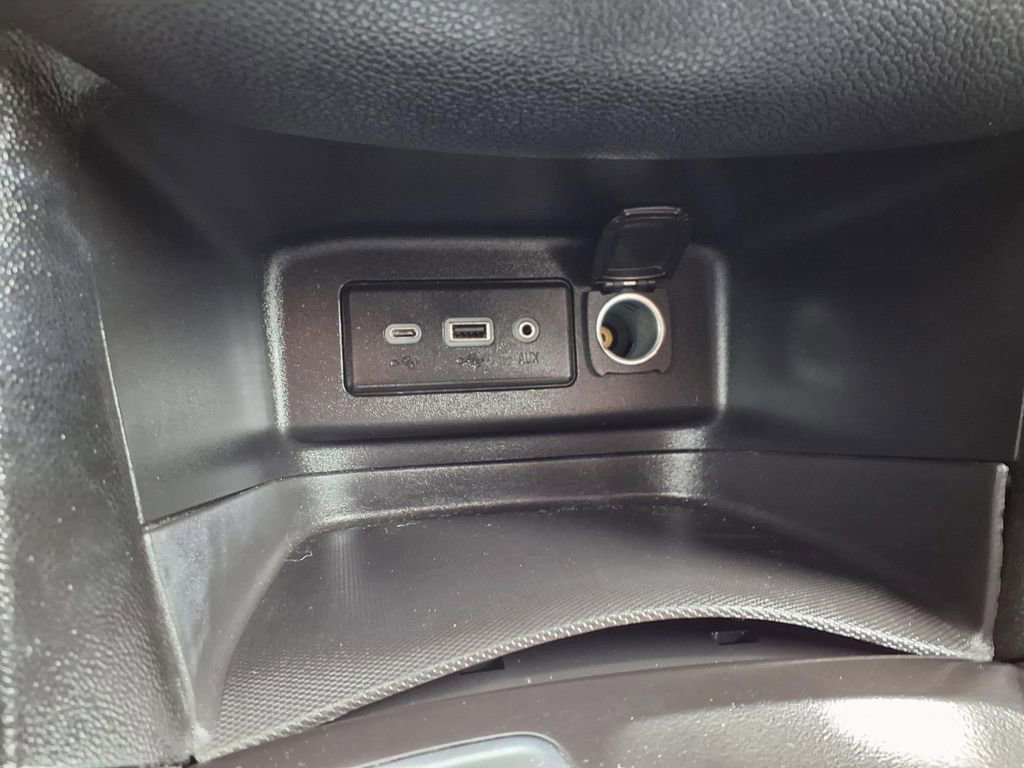 Used 2020 Chevrolet Equinox LT FWD image 10