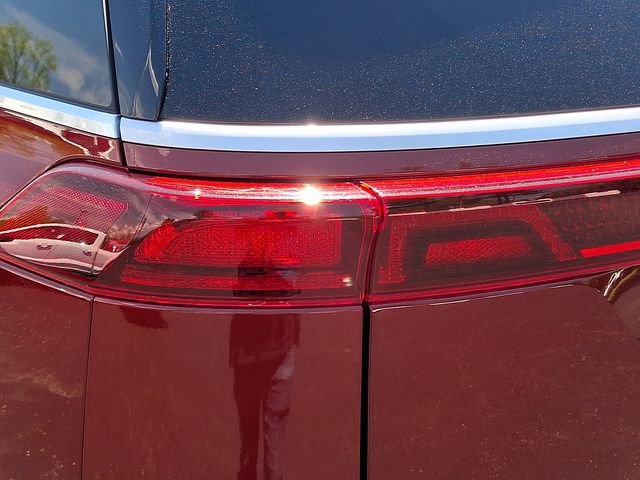 Used 2023 Kia Carnival LX FWD image 10