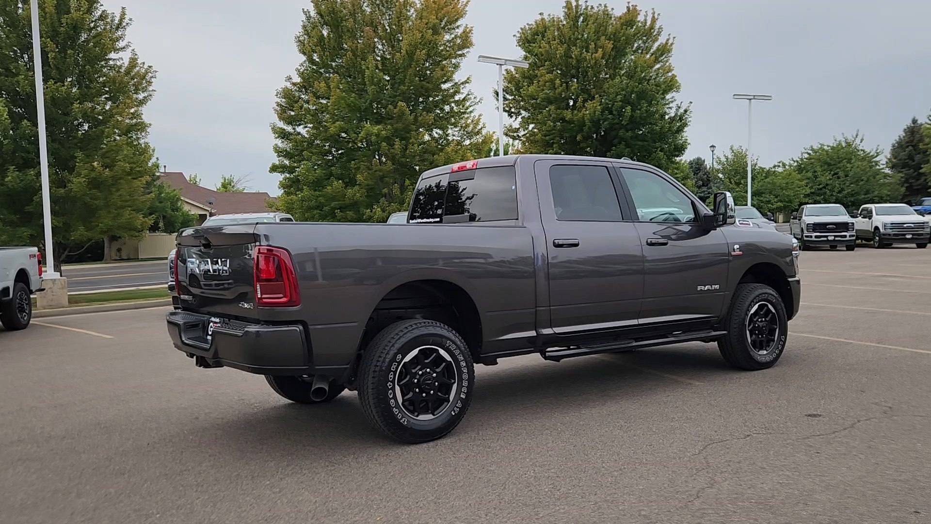 Used 2025 RAM 2500 Laramie AWD/4WD image 15