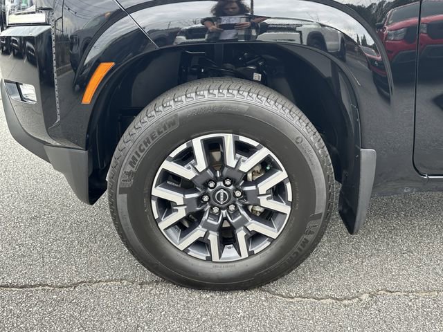 Certified 2024 Nissan Frontier SL w/ Technology Package image 12