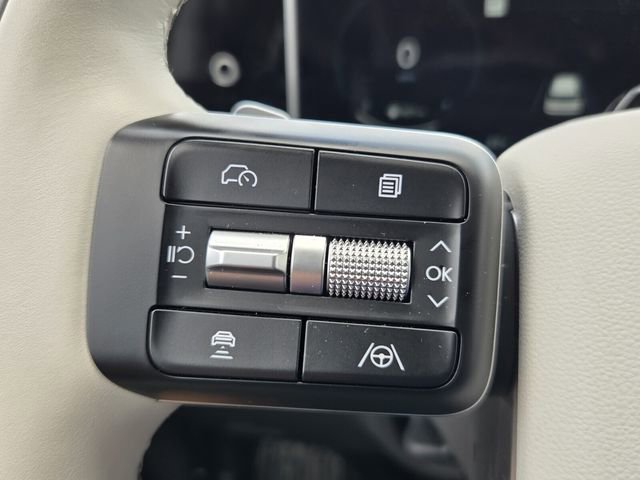 Used 2025 Hyundai Santa Fe Calligraphy FWD image 23
